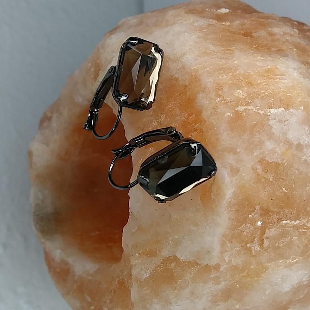 Fashion Earrings Leverback Smock Square Rhinestone Earrings Minimalist